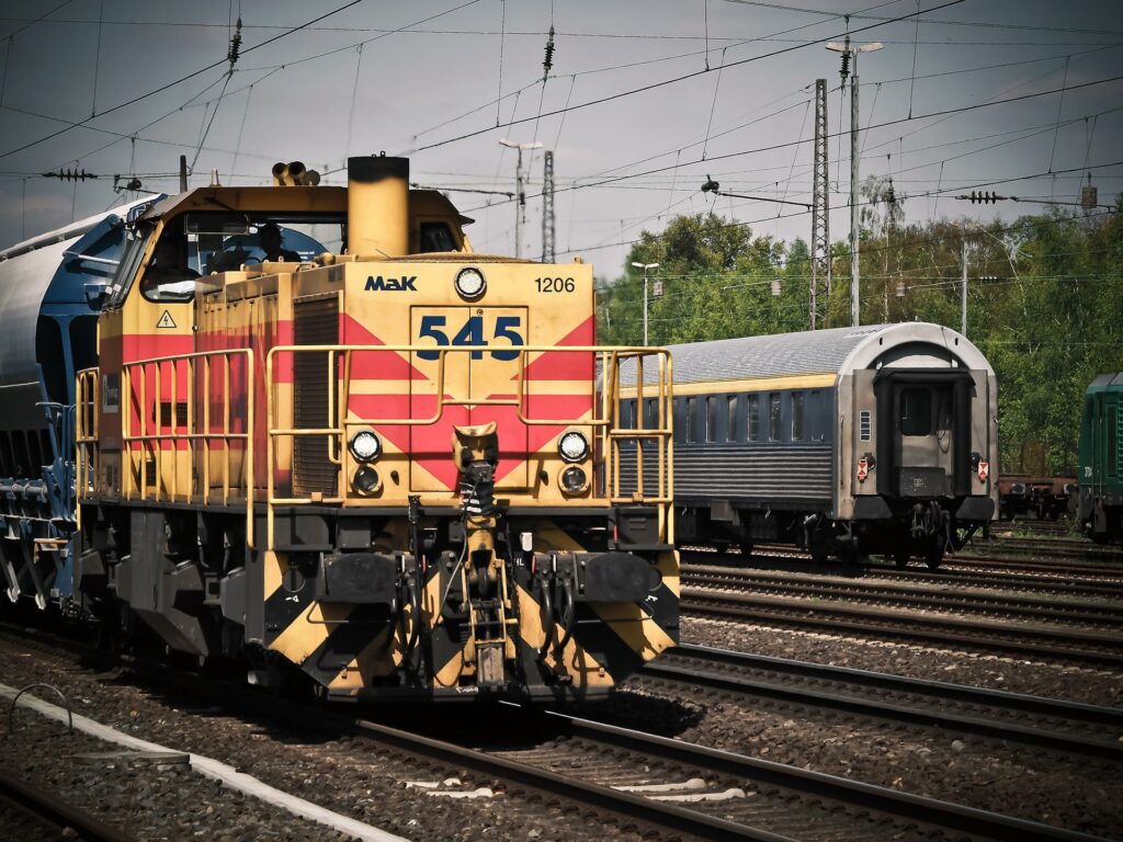 Więcej przystanków na linii kolejowej Łódź – Opoczno