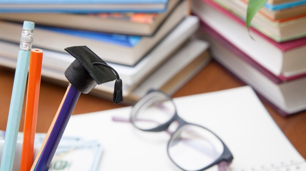 Debata oksfordzka w Zespole Szkół Prywatnych w Opocznie: Uczniowie dyskutują o finansach w ramach „Złotych Szkół NBP”